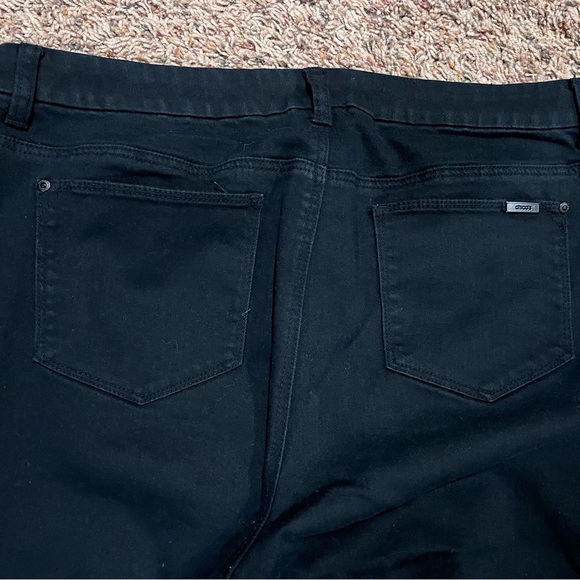 Chico’s So-Slimming black pants. Chico’s size 2, US 12. Excellent condition - Picture 4 of 5
